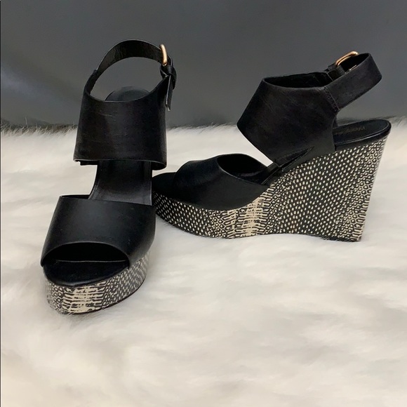 Mossimo Supply Co. Shoes - Faux snake print wedges
